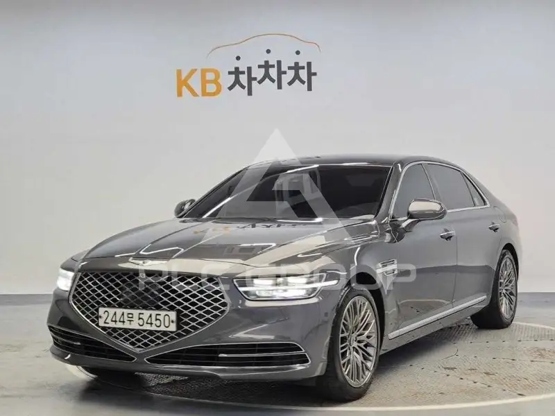 2021 Genesis G90