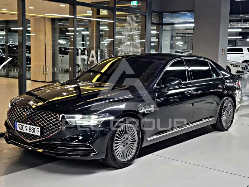 2021 Genesis G90