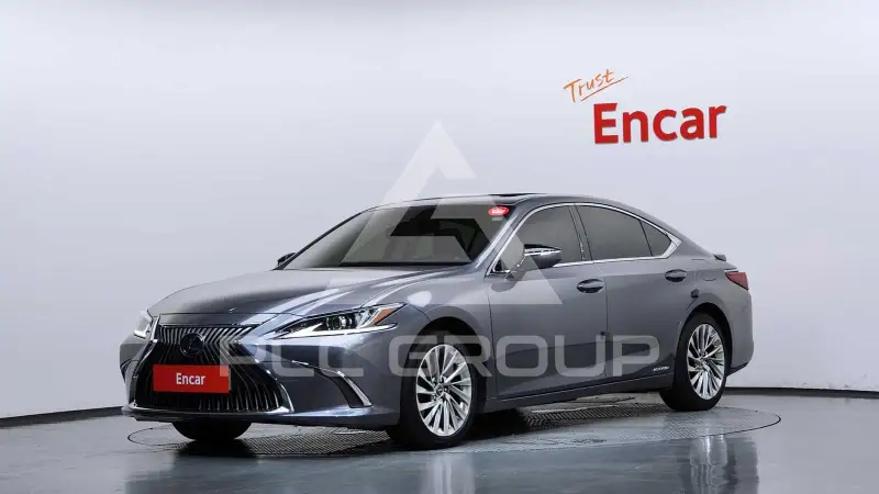 2021 Lexus ES