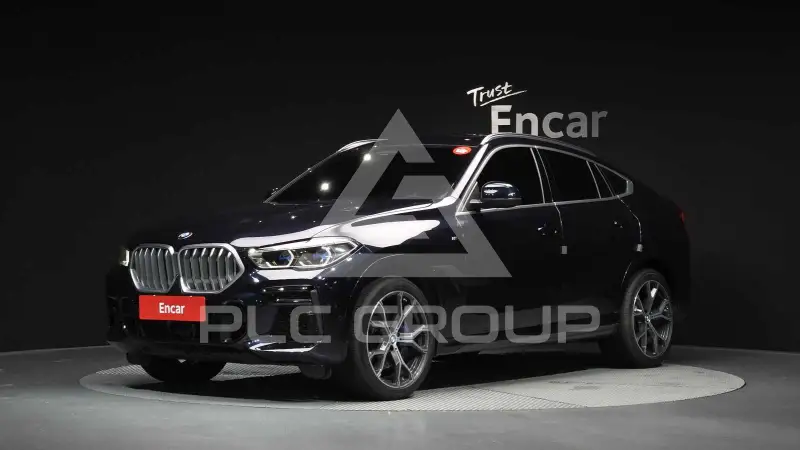 2022 BMW X6M