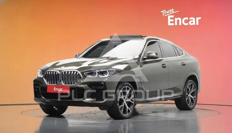 2022 BMW X6M