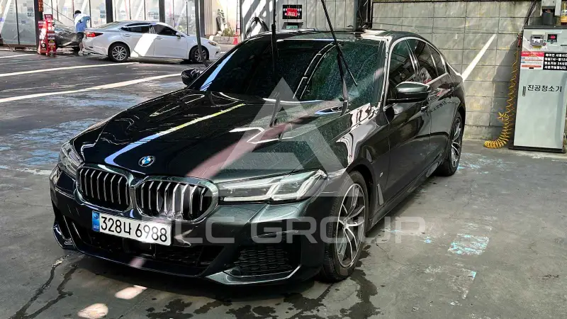 2022 BMW 520M