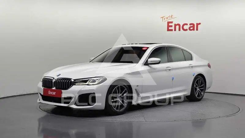 2022 BMW 520M