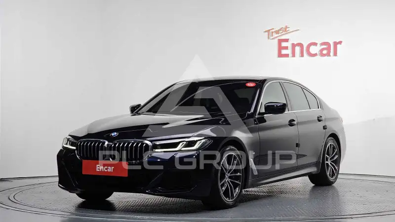 2022 BMW 523M