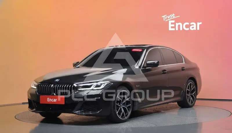 2022 BMW 530M