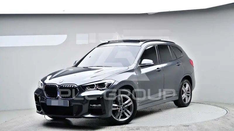 2022 BMW X1M