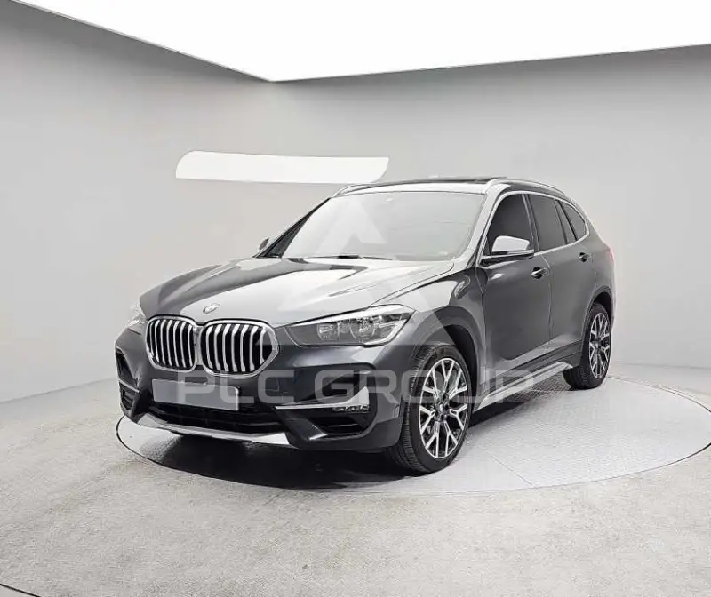 2022 BMW X1