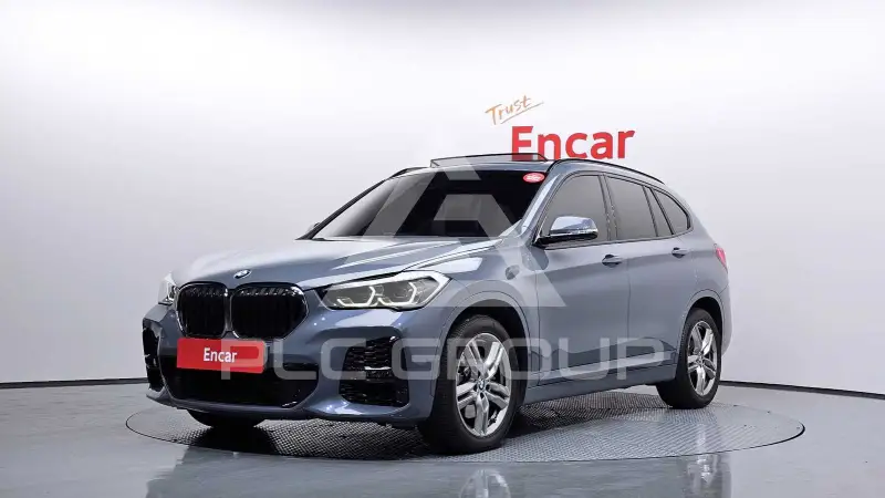 2022 BMW X1M