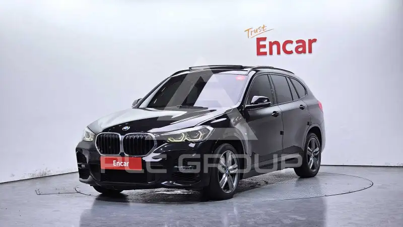 2022 BMW X1M