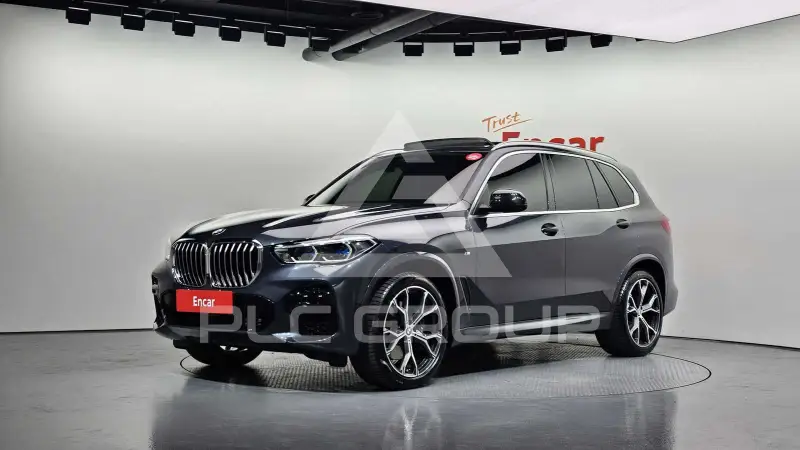 2022 BMW X5M