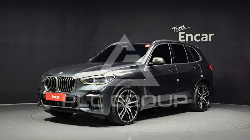 2022 BMW X5M
