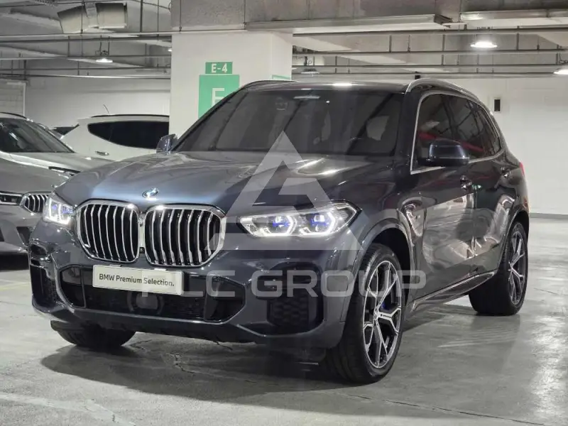 2022 BMW X5M