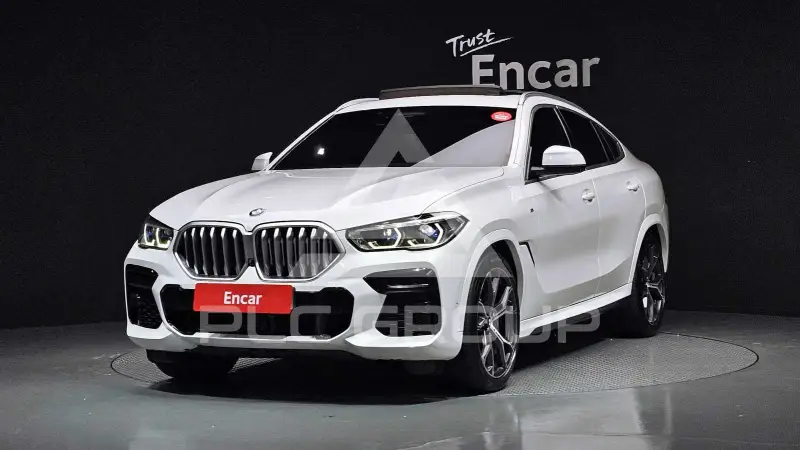 2022 BMW X6M
