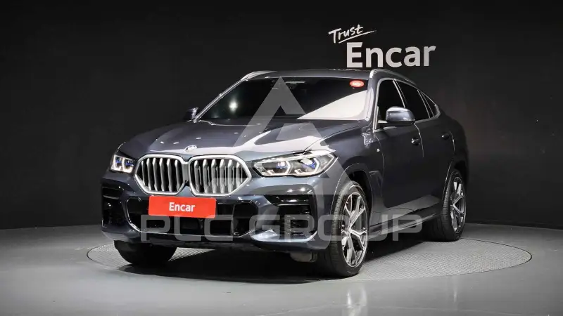 2022 BMW X6M