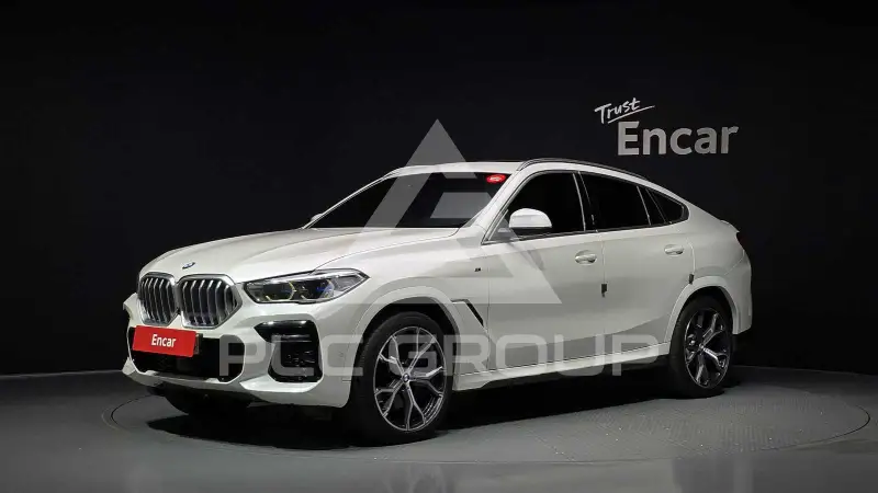 2022 BMW X6M