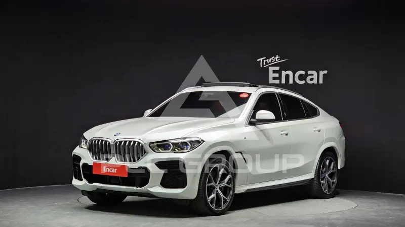 2022 BMW X6M