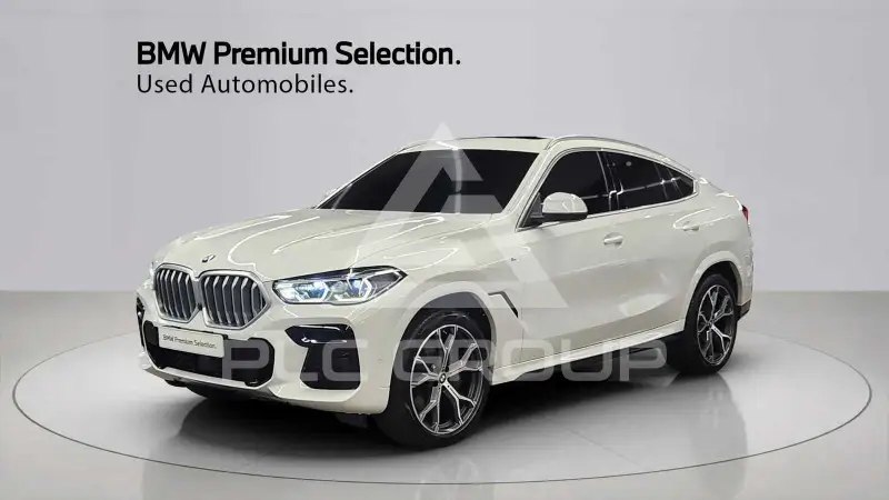2022 BMW X6M