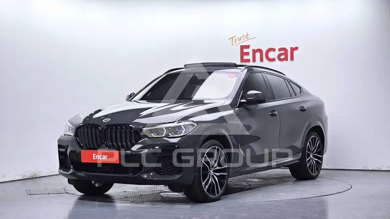 2022 BMW X6M