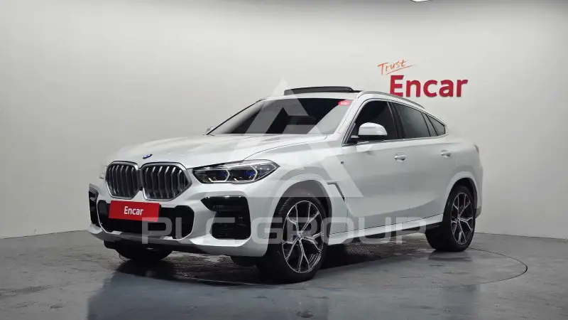 2022 BMW X6M