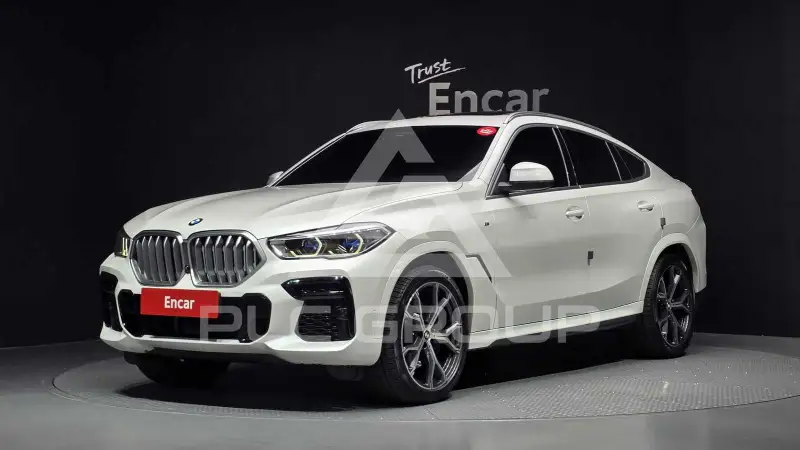 2022 BMW X6M