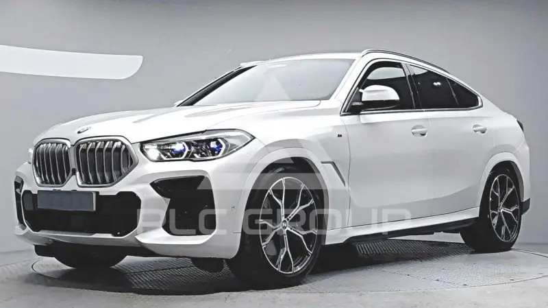2022 BMW X6M