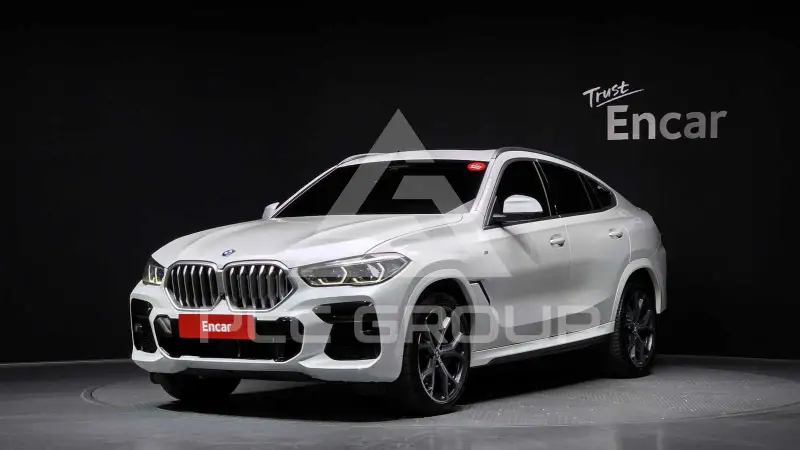 2022 BMW X6M