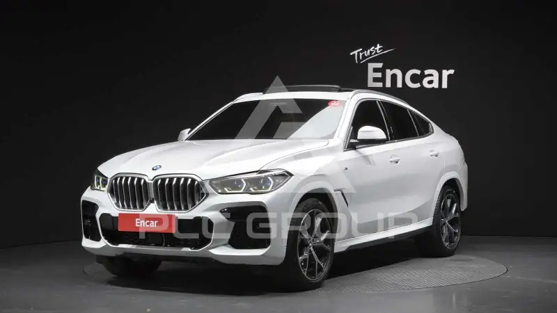 2022 BMW X6M