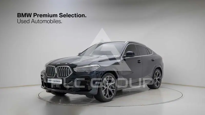 2022 BMW X6M