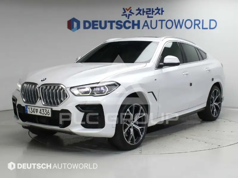 2022 BMW X6M