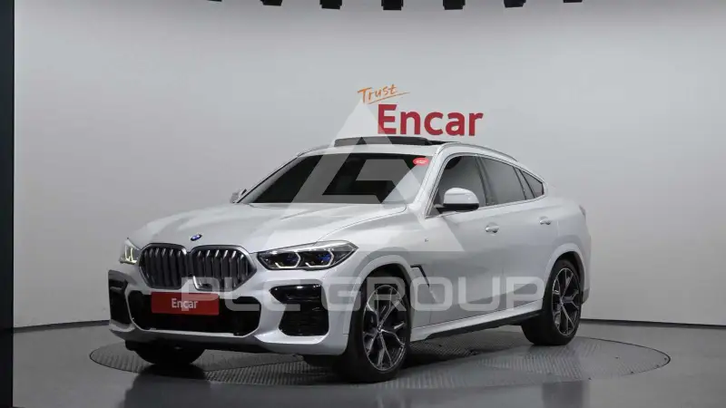 2022 BMW X6M