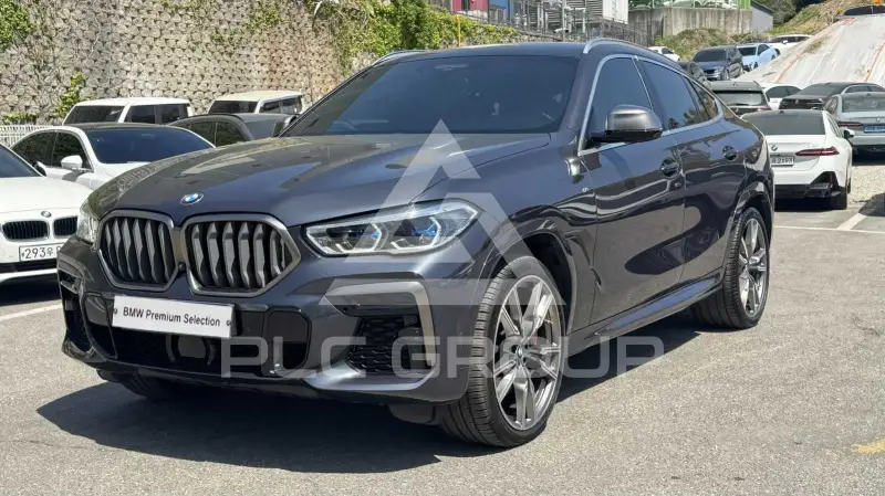2022 BMW X6M