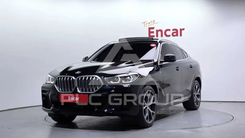 2022 BMW X6M
