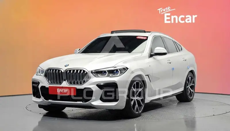 2022 BMW X6M