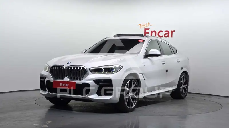 2022 BMW X6M