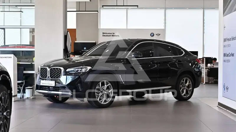 2022 BMW X4
