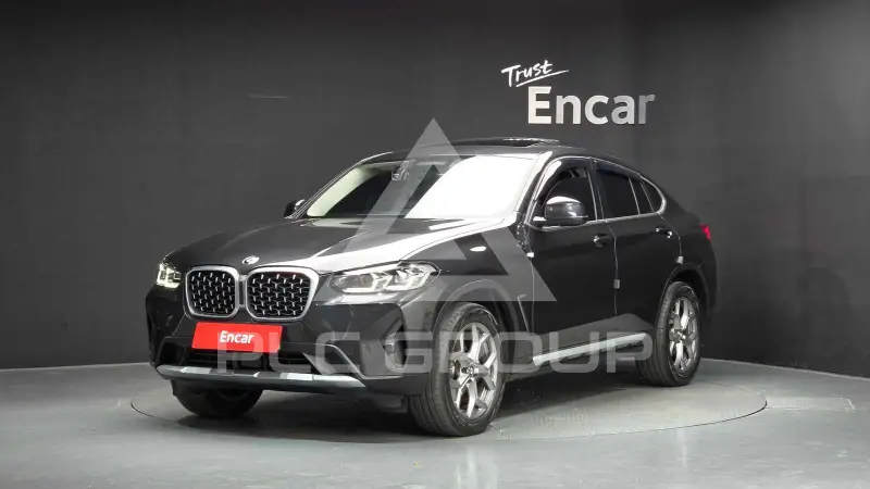2022 BMW X4