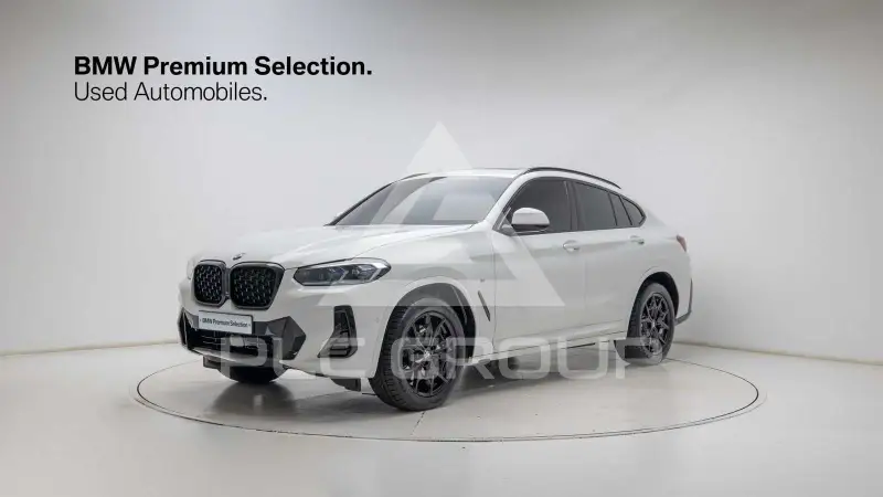2022 BMW X4M