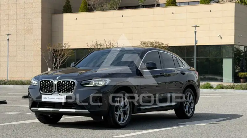 2022 BMW X4