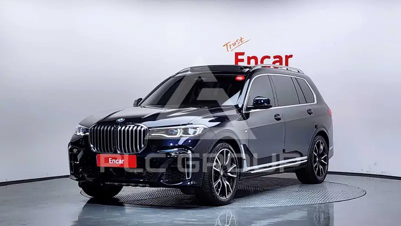 2022 BMW X7M