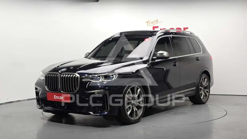 2022 BMW X7M