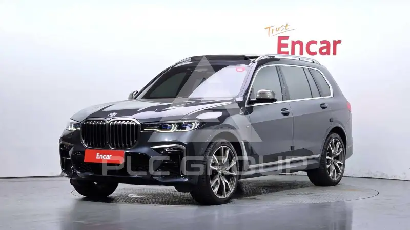 2022 BMW X7M