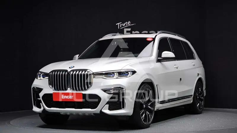 2022 BMW X7M