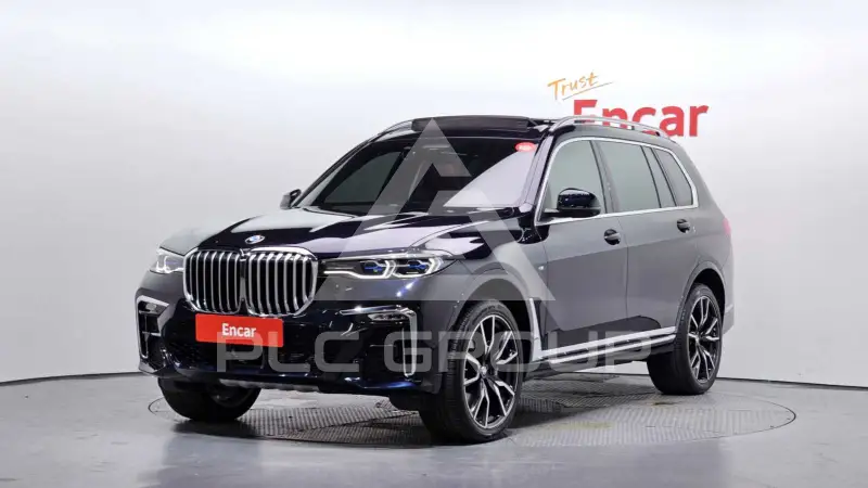 2022 BMW X7M
