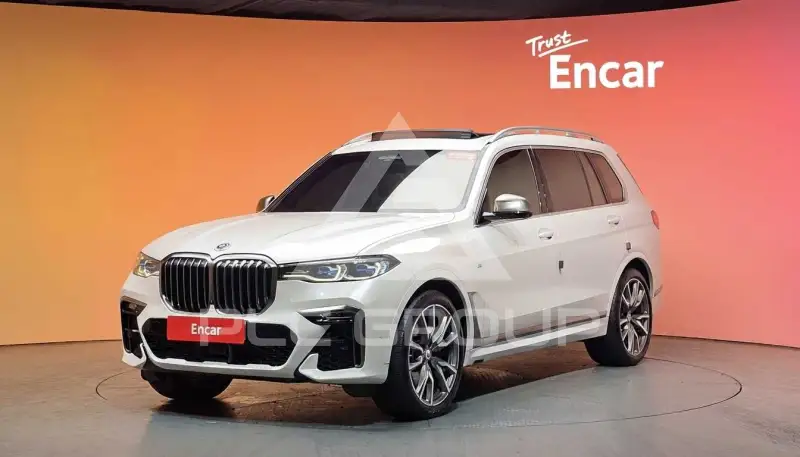 2022 BMW X7M