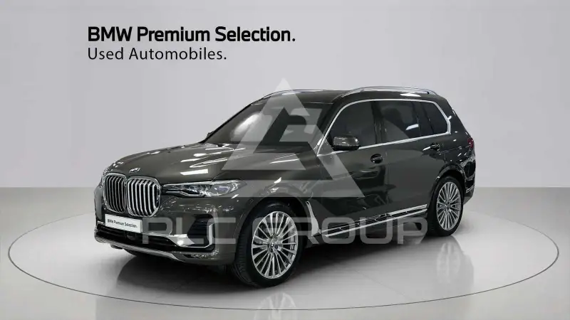 2022 BMW X7
