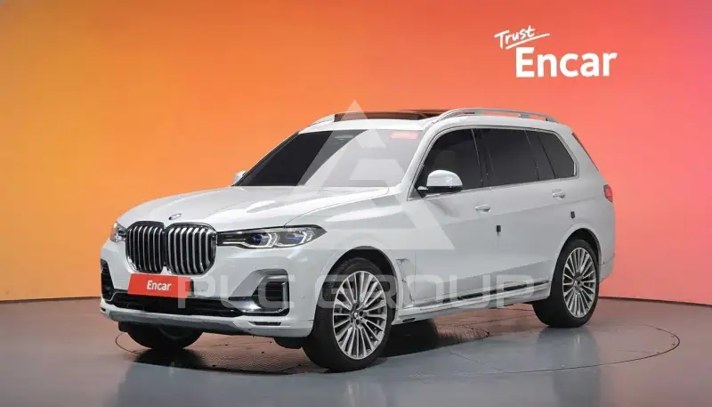 2022 BMW X7