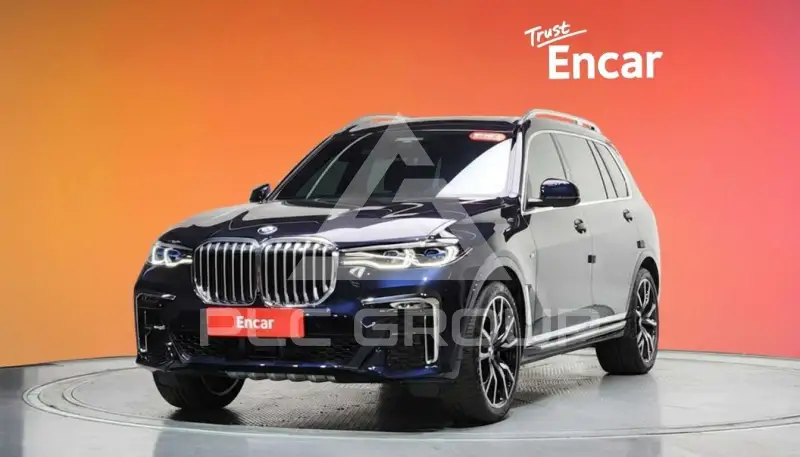 2022 BMW X7M