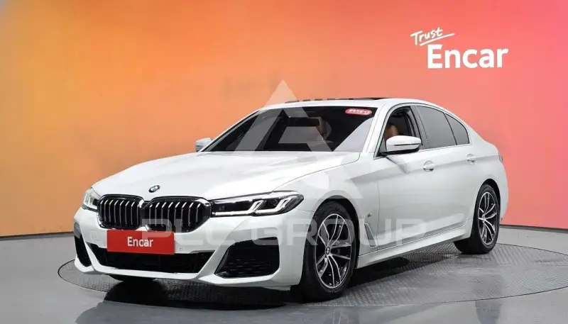 2022 BMW 520M