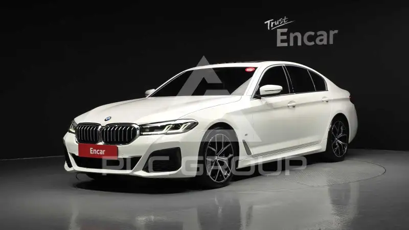 2022 BMW 530M