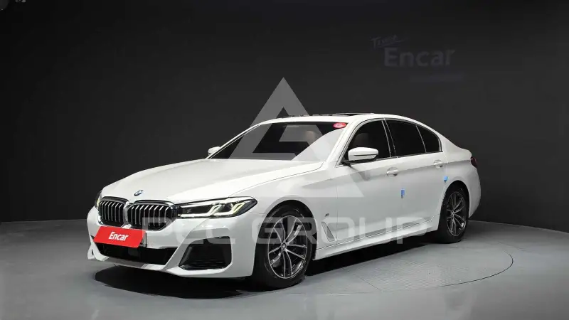2022 BMW 520M